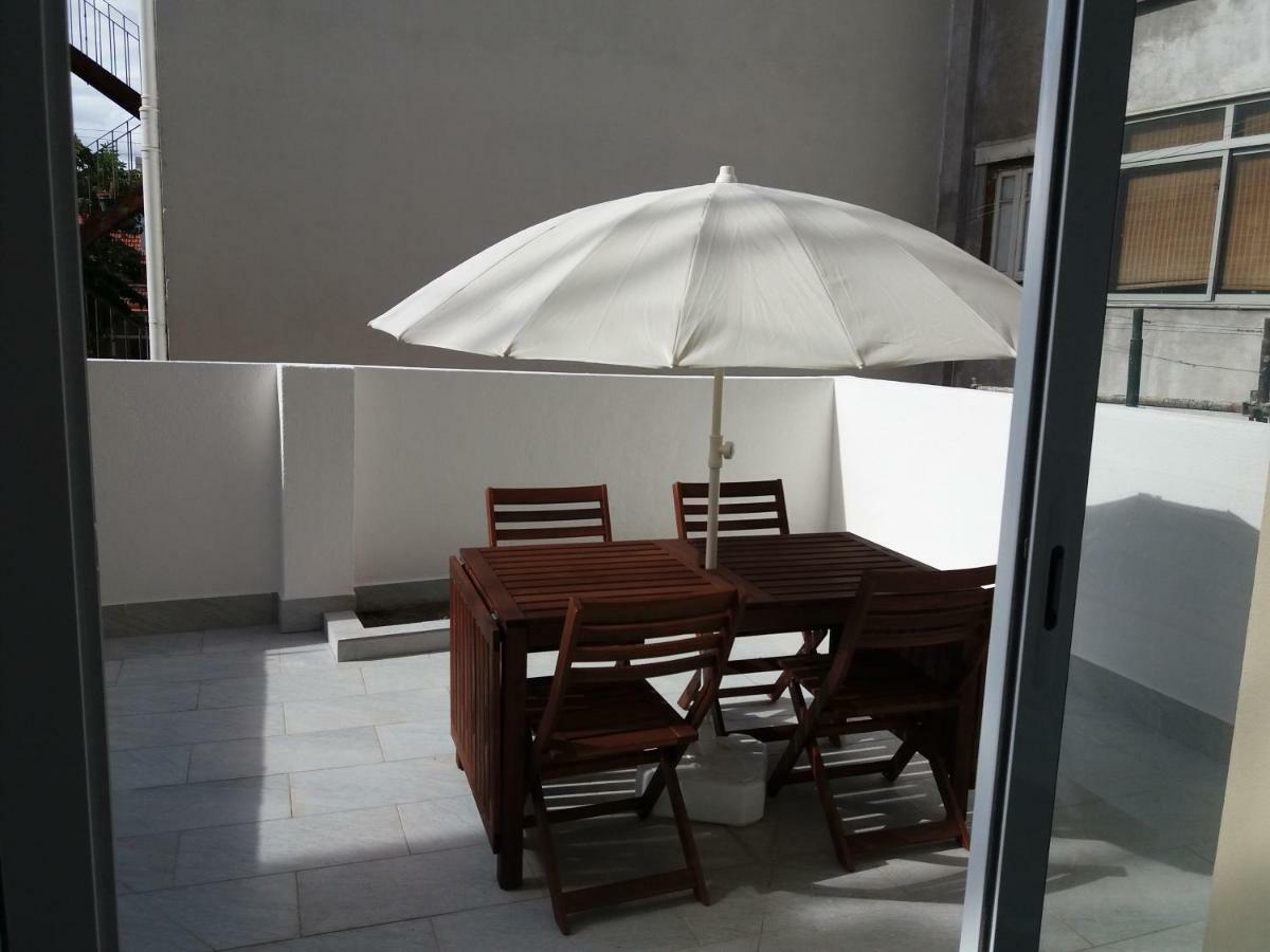 Ferienwohnung Casa Dos Azulejos Lissabon Exterior foto